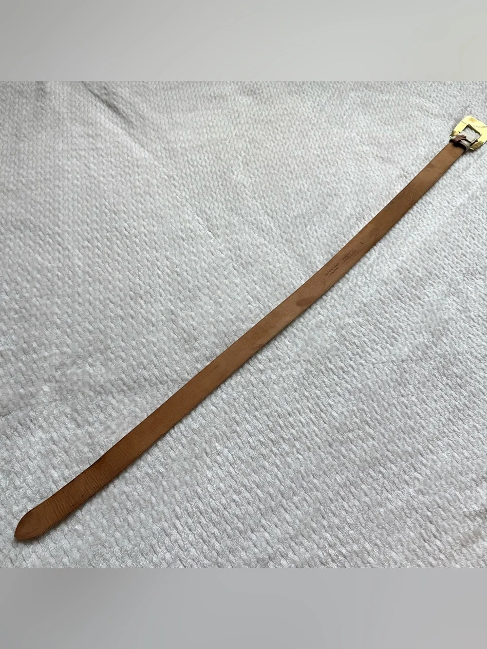 Classic White Leather Belt with Brushed Gold Buckle
